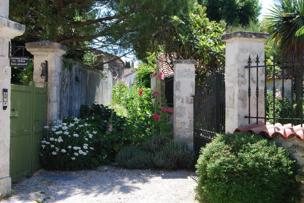 Les Jardins Saint Leonard Thaire Bagian luar foto